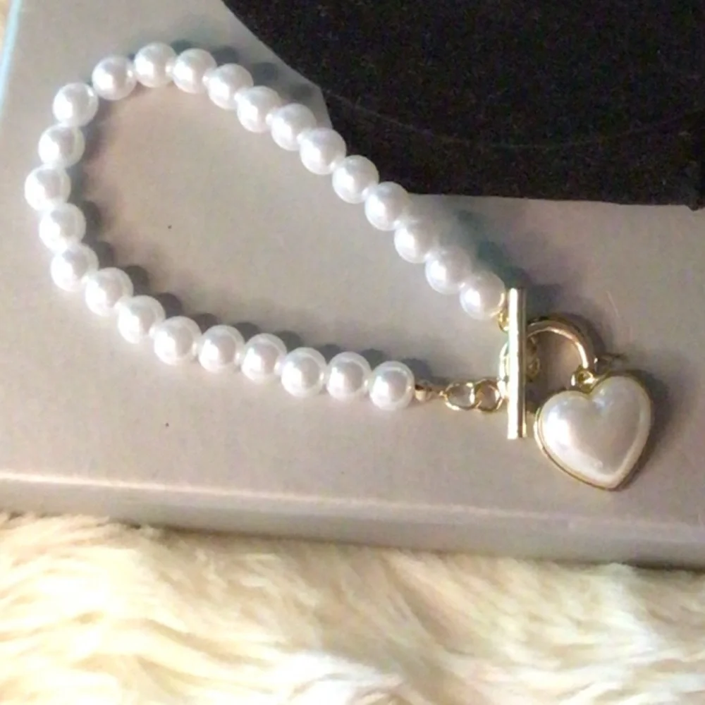 NEW NECKLACE AND BRACELET WITH A HEART. - Picture 4 of 7